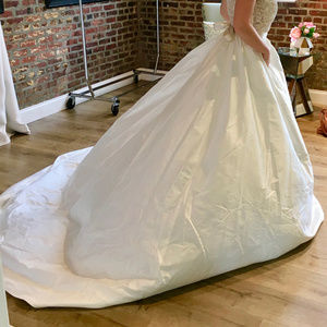 Modern Trosseau Silk Skirt